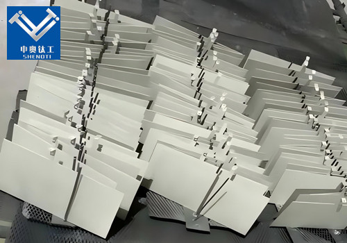 Platinum-plated anode